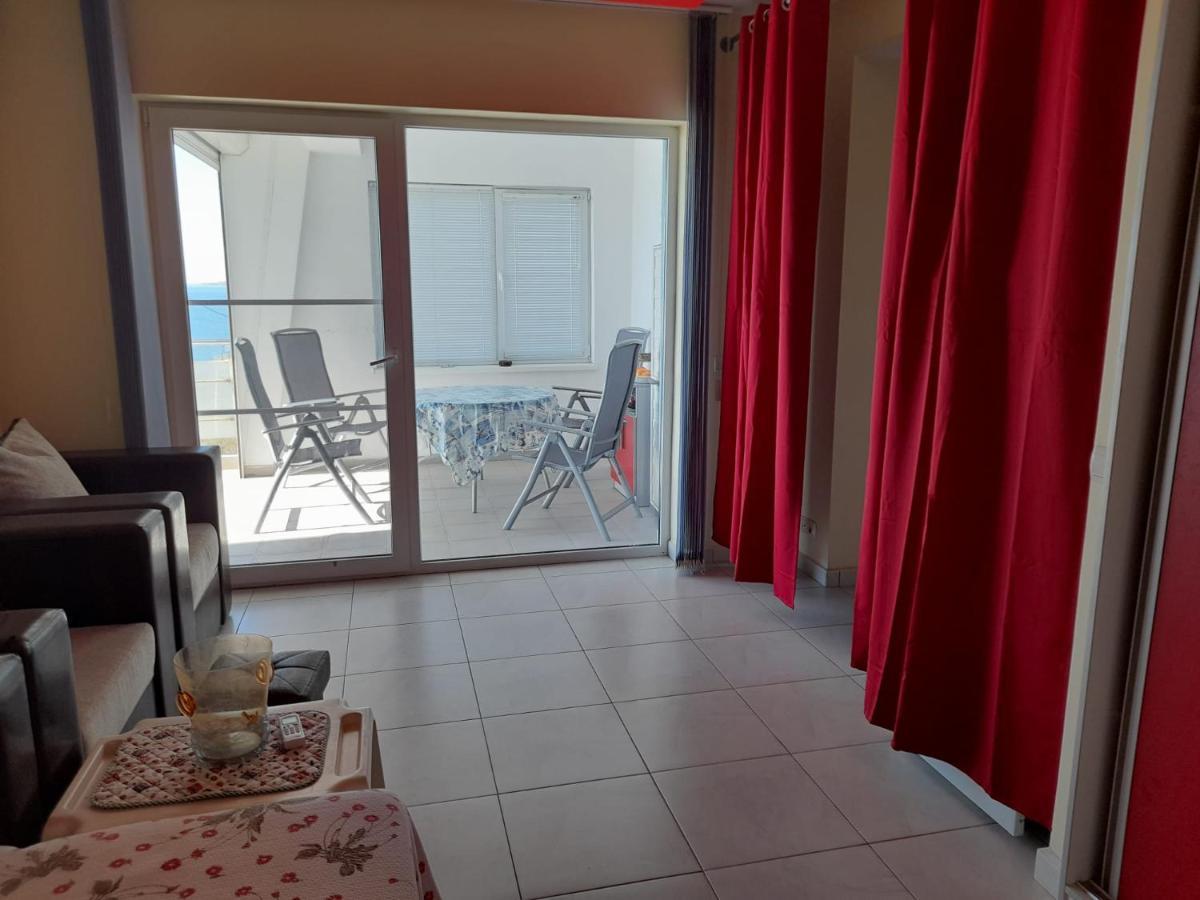 Nasty Apartament Костінешть Екстер'єр фото
