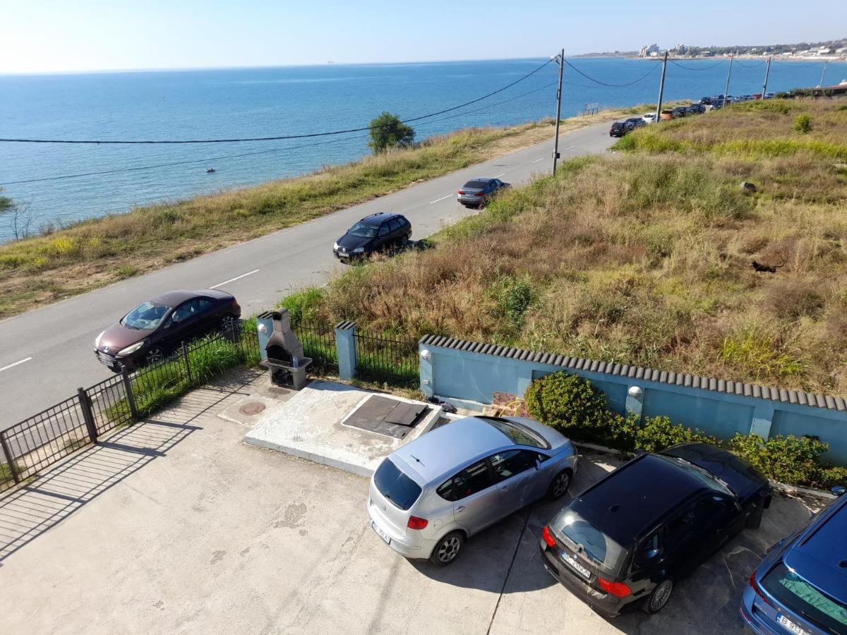 Nasty Apartament Костінешть Екстер'єр фото