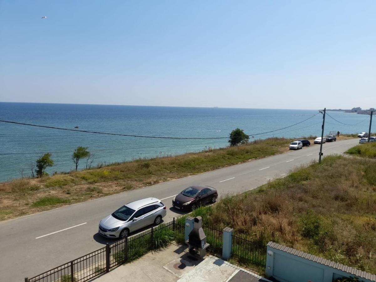 Nasty Apartament Костінешть Екстер'єр фото